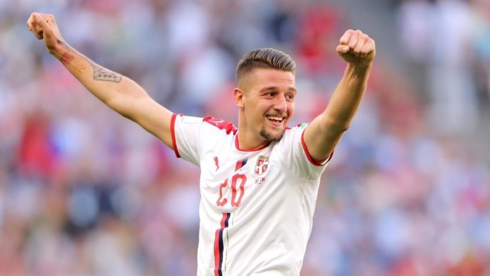 Milinkovic-Savic celebra el triunfo de Serbia en el Mundial. Foto: Twitter (@FSSrbije).