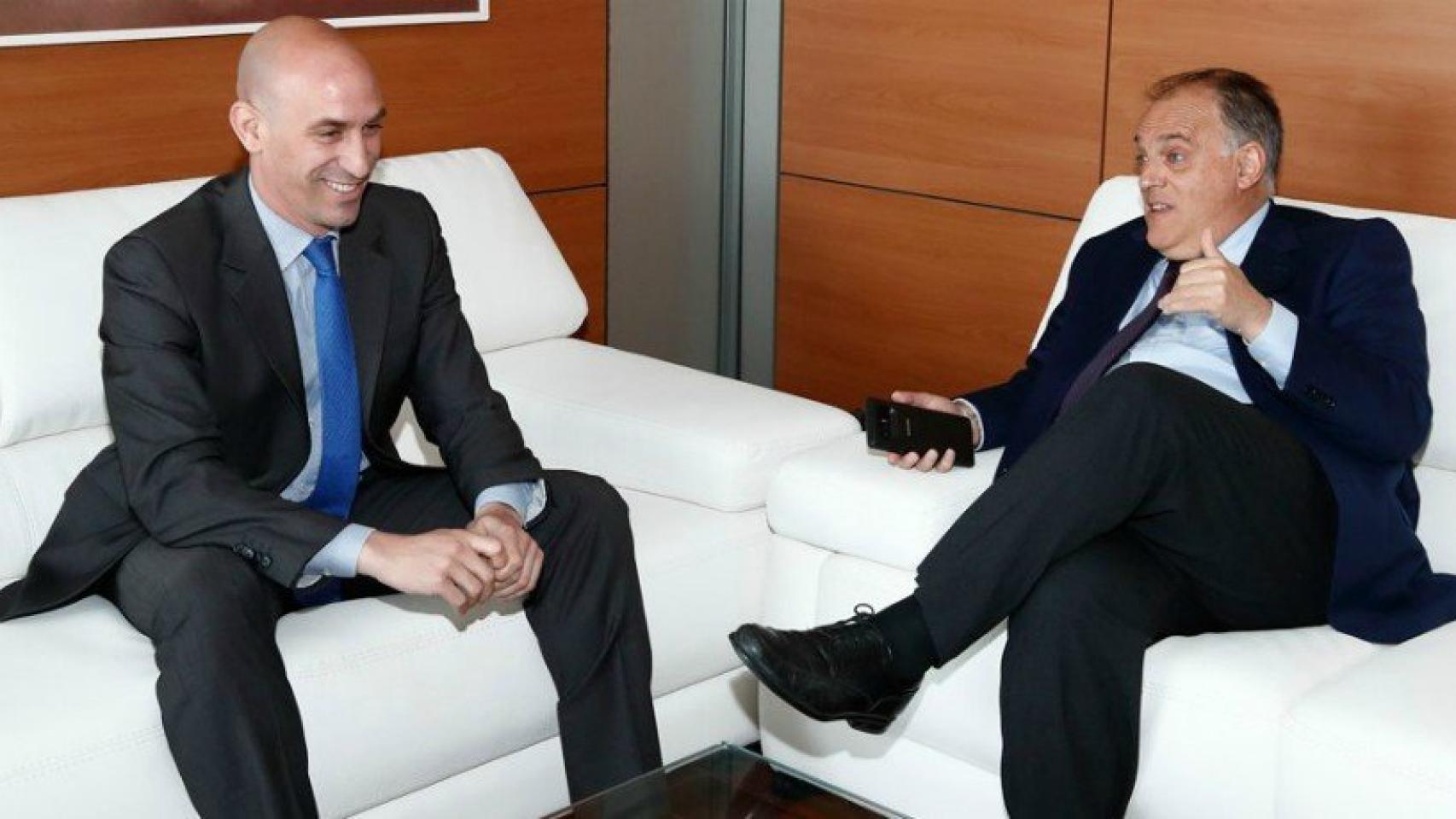 Rubiales y Tebas. Foto: Twitter (@rfef)