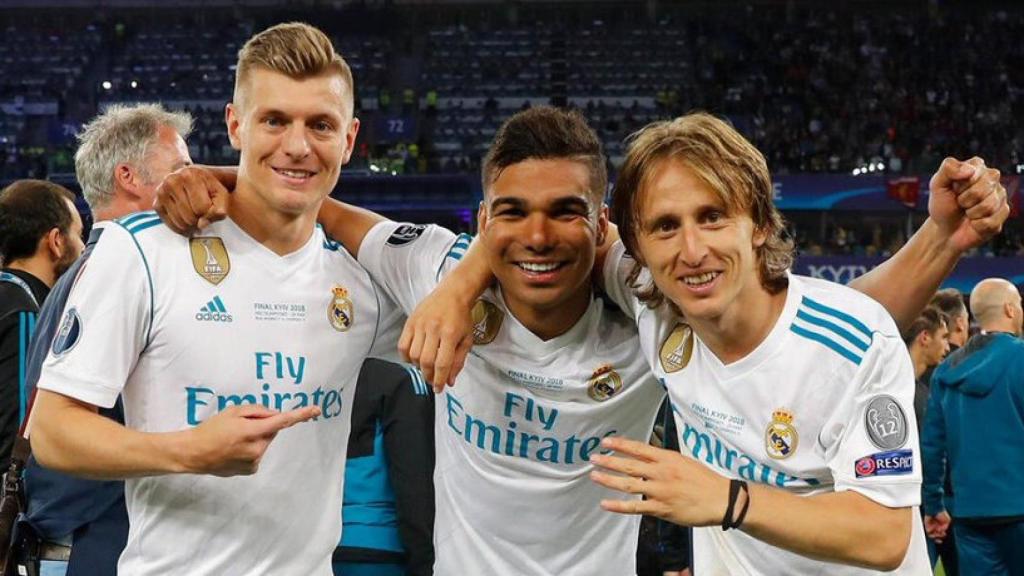 Kroos, Casemiro y Modric tras ganar La Decimotercera