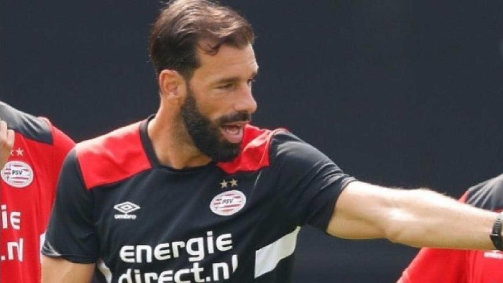 Van Nistelrooy, nuevo técnico del juvenil del PSV. Foto: Instagram (@PSV).