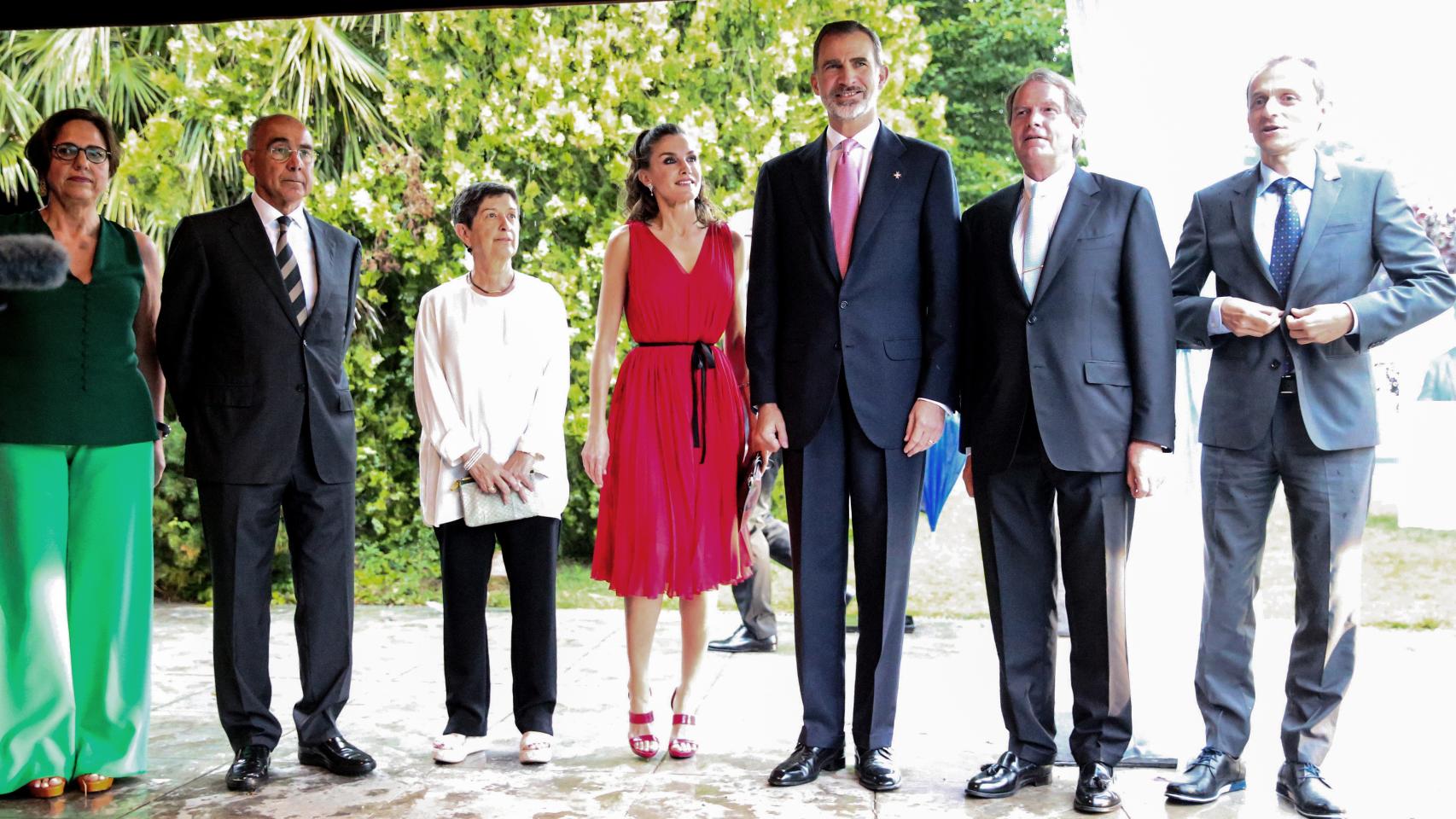 Los Reyes y Pedro Duque durante la entrega de premios de la Fundación Princesa de Girona.