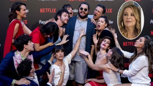 El elenco de 'Paquita Salas' en el estreno de la segunda temporada.