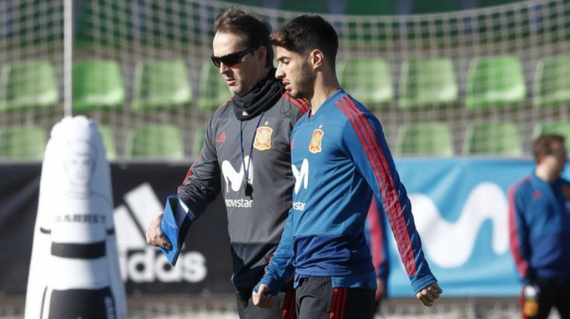 Lopetegui y Asensio en la Selección. Foto sefutbol.com