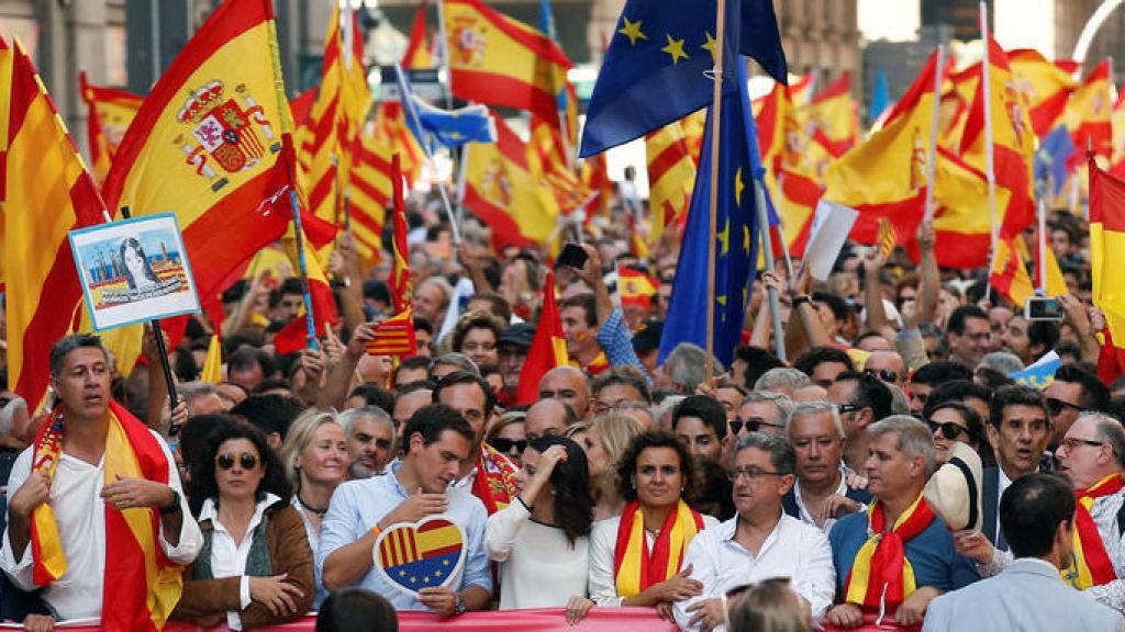 Marcha por la unidad de españa con Albert Rivera en la cabecera.