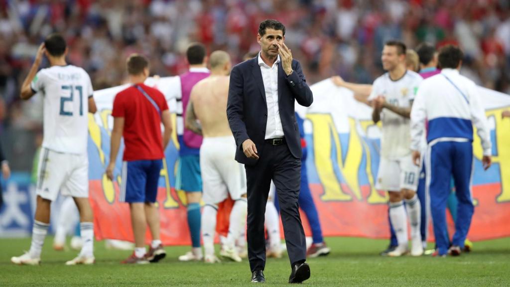 Hierro, seleccionador español, tras acabar el partido.