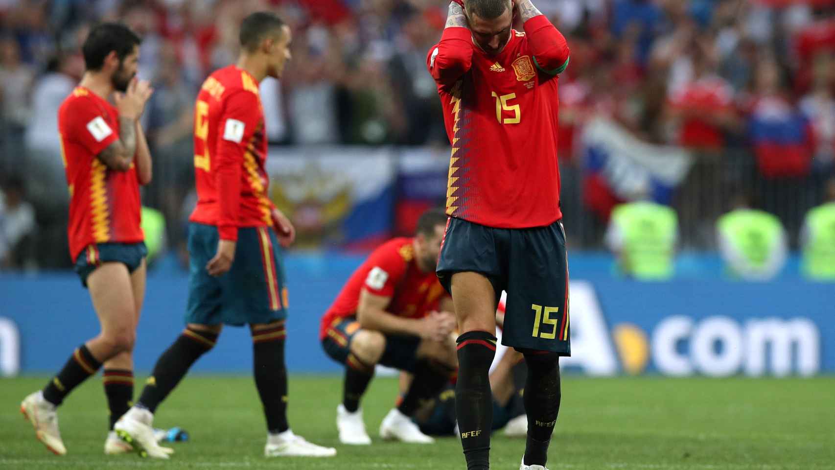 La eliminación de España en el Mundial ante Rusia, en imágenes