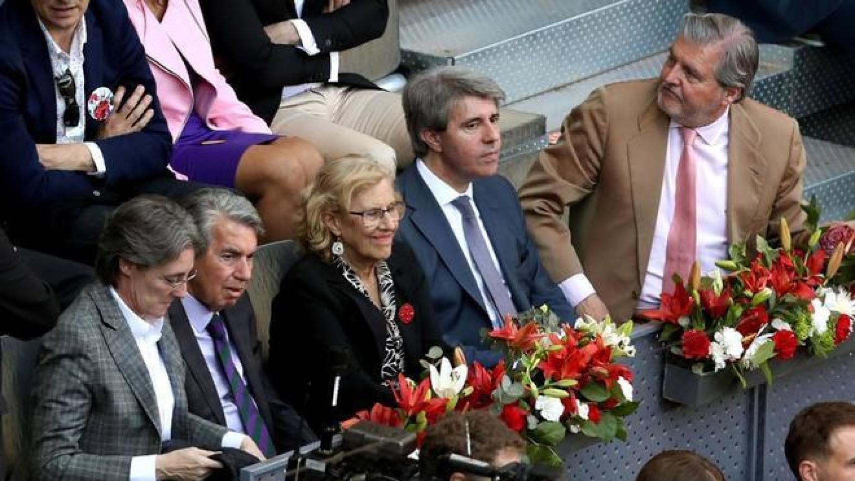 Manuela Carmena y Ángel Garrido en la última final del Mutua Madrid Open.