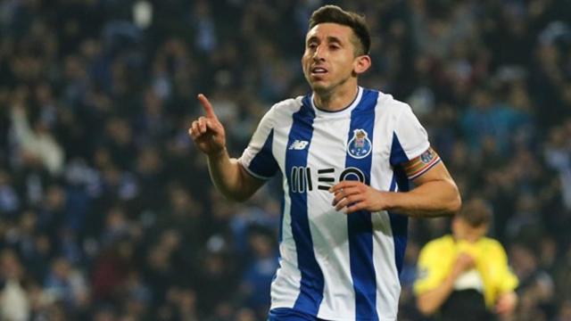 Héctor Herrera en un partido con el Oporto. Foto: fcporto.pt