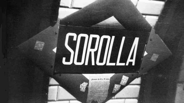 Cartel de la parada de Sorolla durante la II República.