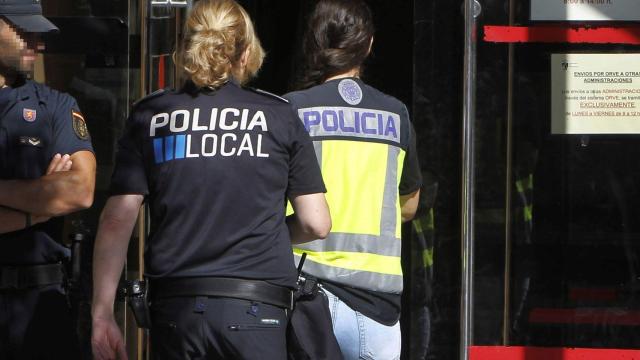 Registro de la Unidad de Delincuencia Económica y Fiscal (UDEF) en Torrelodones, Madrid.