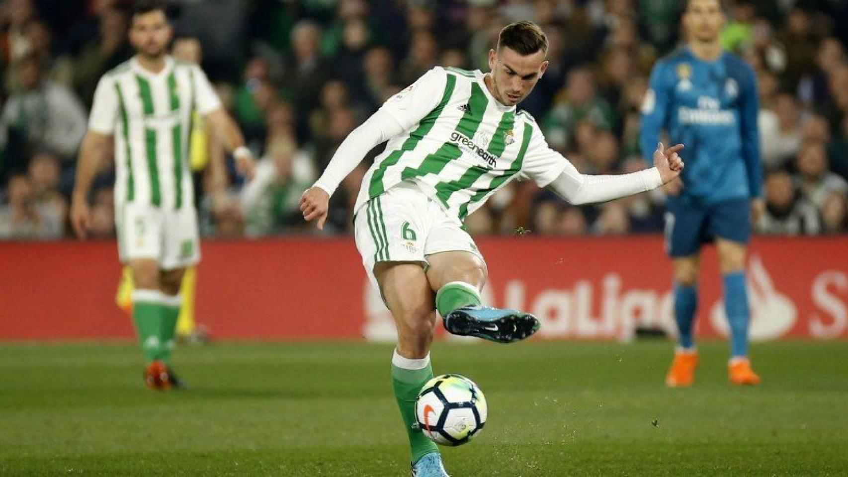 Fabián Ruiz, contra el Real Madrid. Foto: Twitter (@RealBetis)