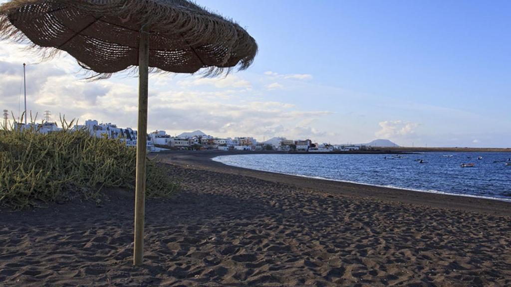 Playa de Puerto Lajas.