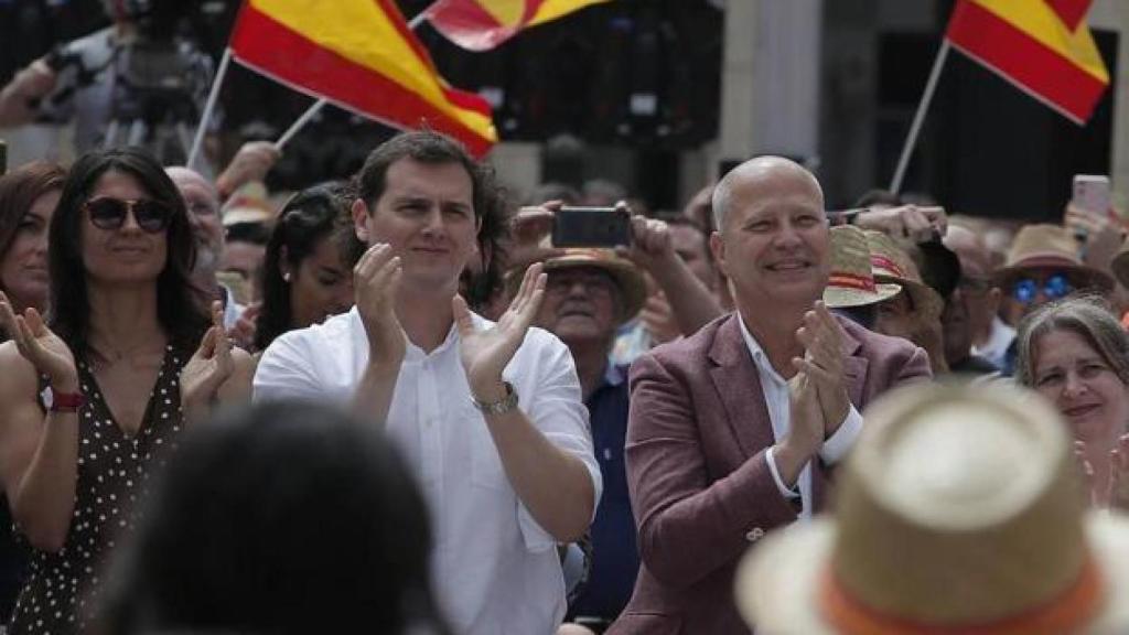 Imbroda, junto a Rivera, en un acto de Ciudadanos.