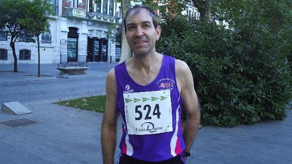 Mario Guantes, después de completar una carrera.