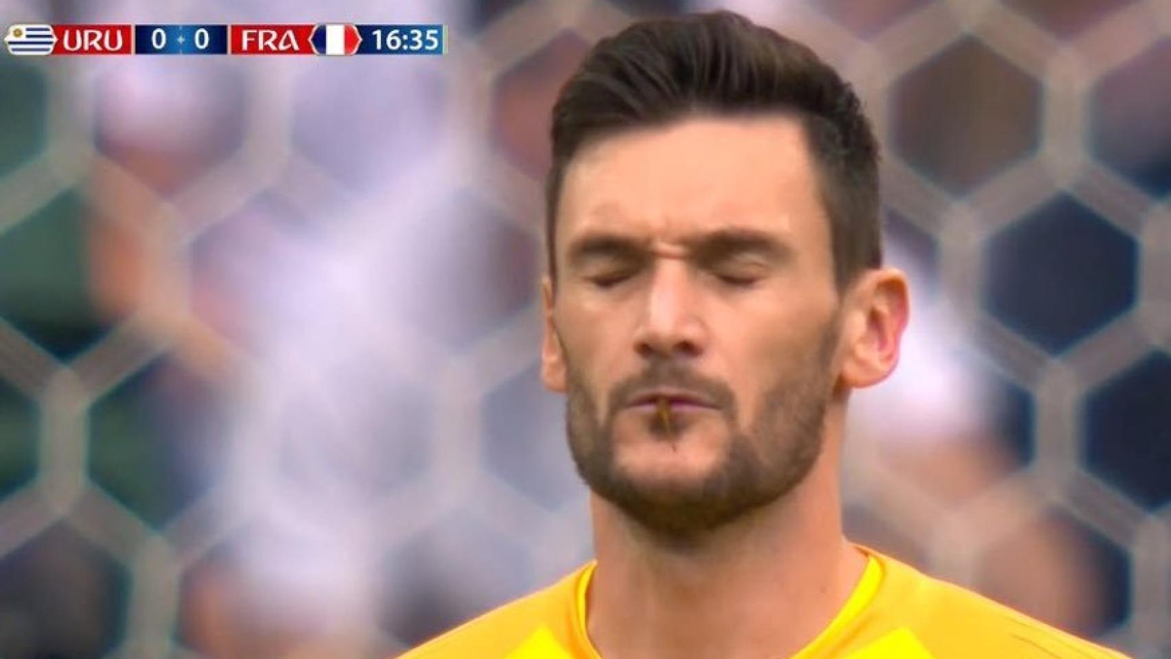 El momento más incómodo para Lloris en el Uruguay - Francia.