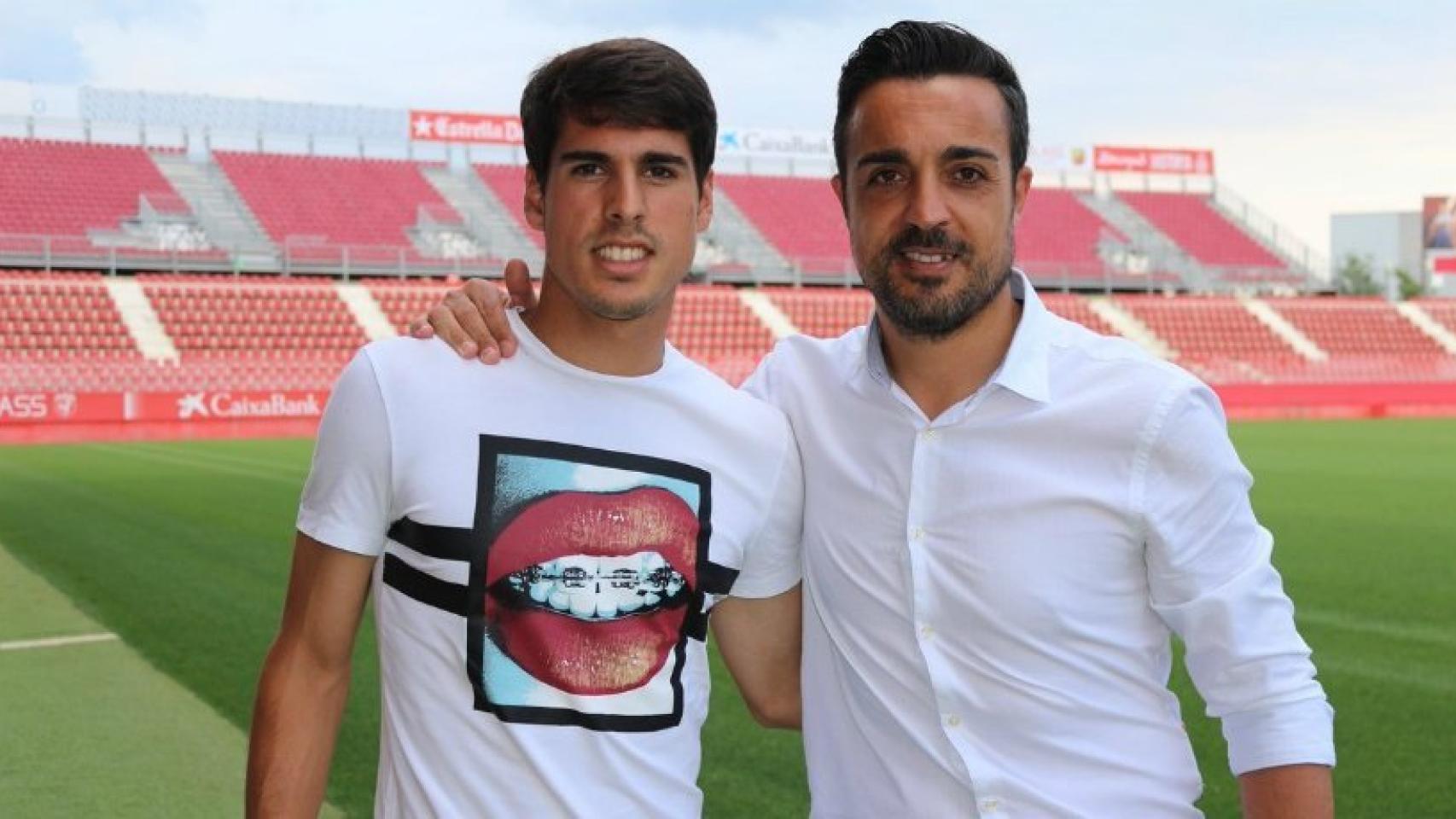 Mario Rodríguez en su presentación. Foto: Twitter. (@CFPeralta)