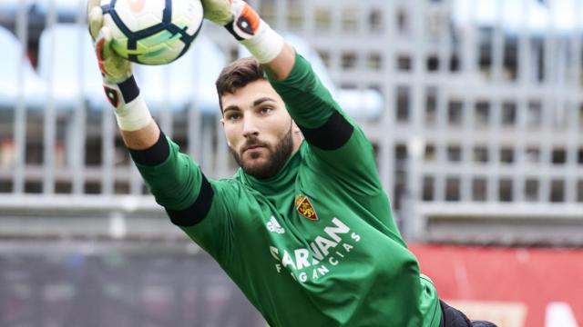 Álvaro Ratón durante un entrenamiento con el Real Zaragoza.