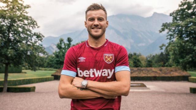 El West Ham se hace con Yarmolenko