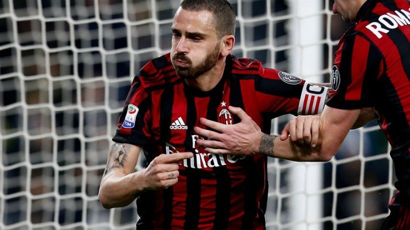 Bonucci celebra un gol contra la Juventus. Foto Twitter (@ACMilan)