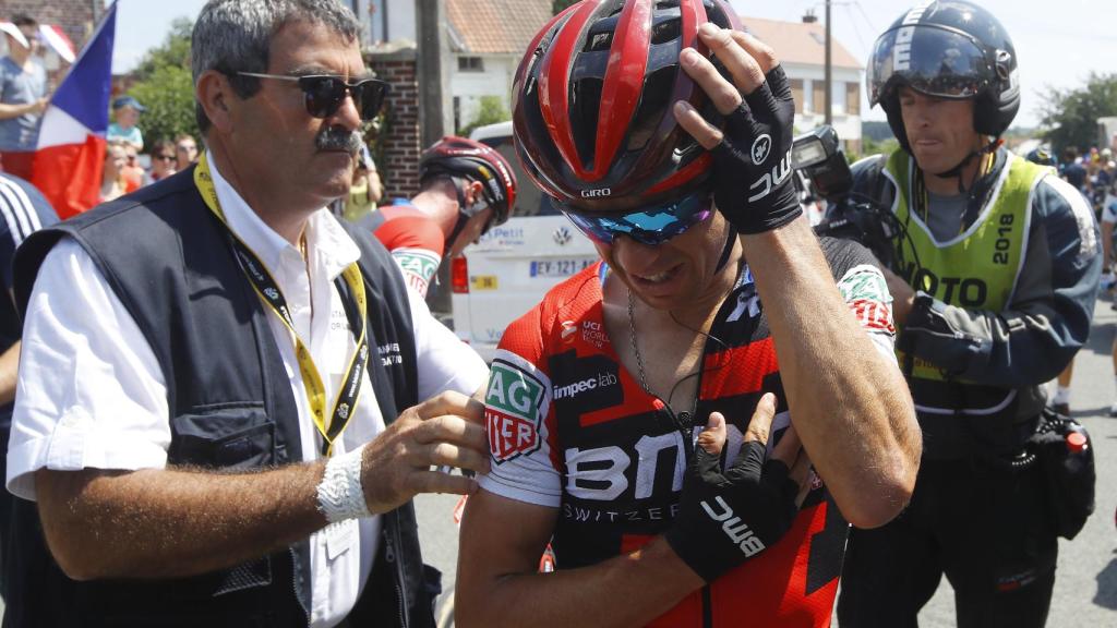 Rochie Porte se duele tras su caída en el Tour.