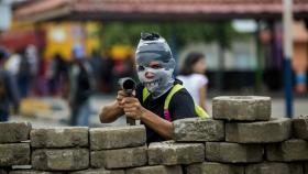 La comunidad de Masaya sufre un bombardeo de siete horas.