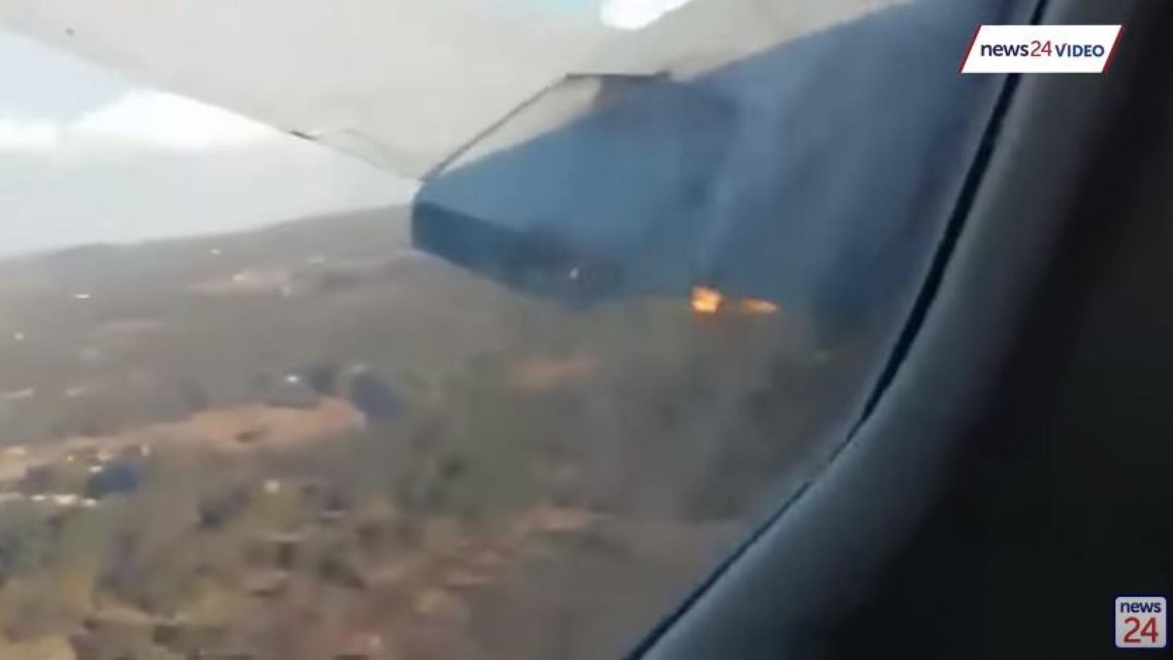 Una de las imágenes de la caída del avión.