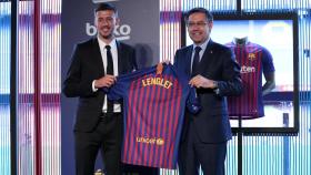 Lenglet, en su presentación con el Barcelona.