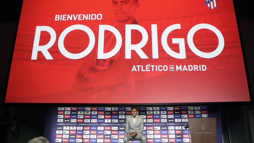 Rodrigo, durante su presentación con el Atlético de Madrid