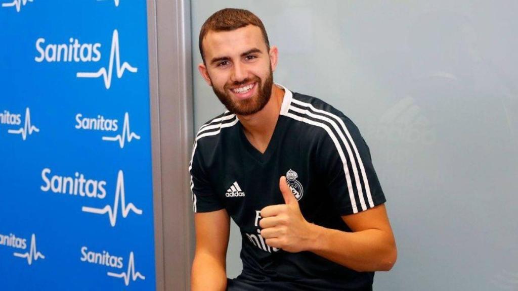 Mayoral pasa reconocimiento médico con el Real Madrid