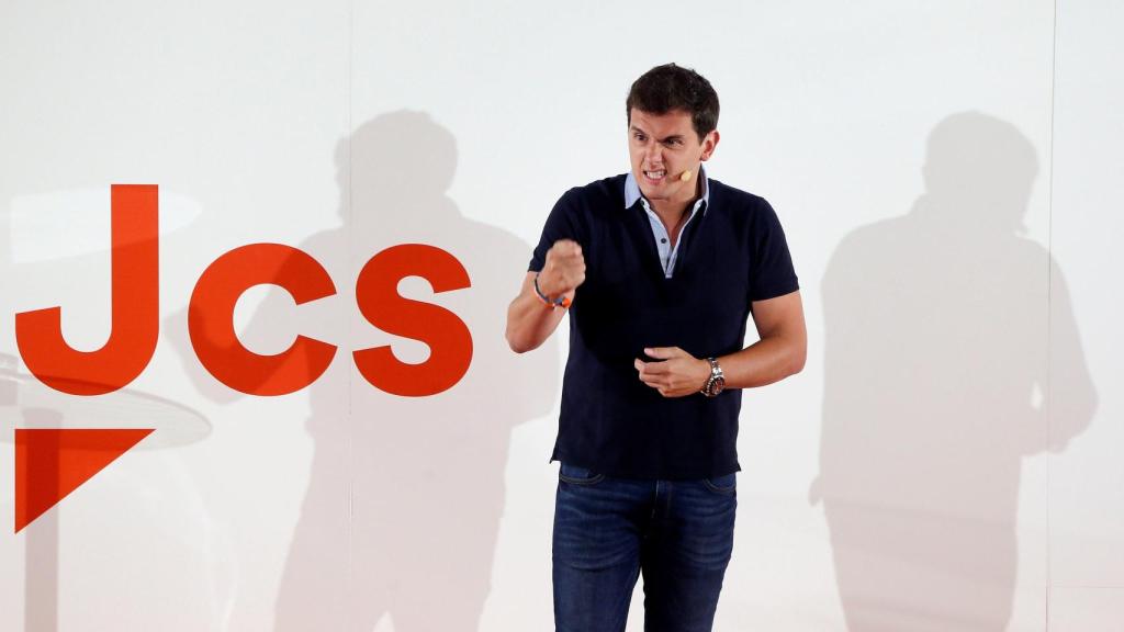 Albert Rivera, durante su conferencia ante los 450 jóvenes del Campus Joven de Verano en Alicante.