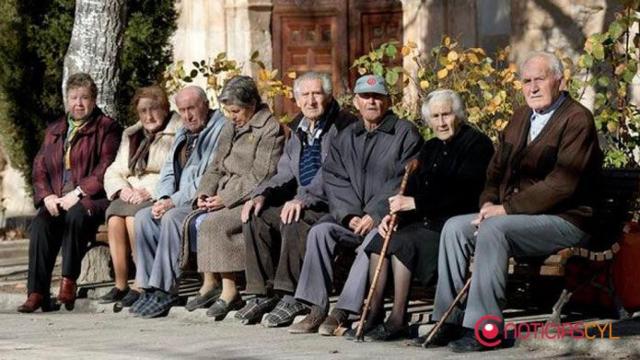 El envejecimiento de la población, un mal que acecha a los pueblos de Salamanca