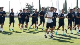 Los jugadores del Juvenil A entrenando en Valdebebas