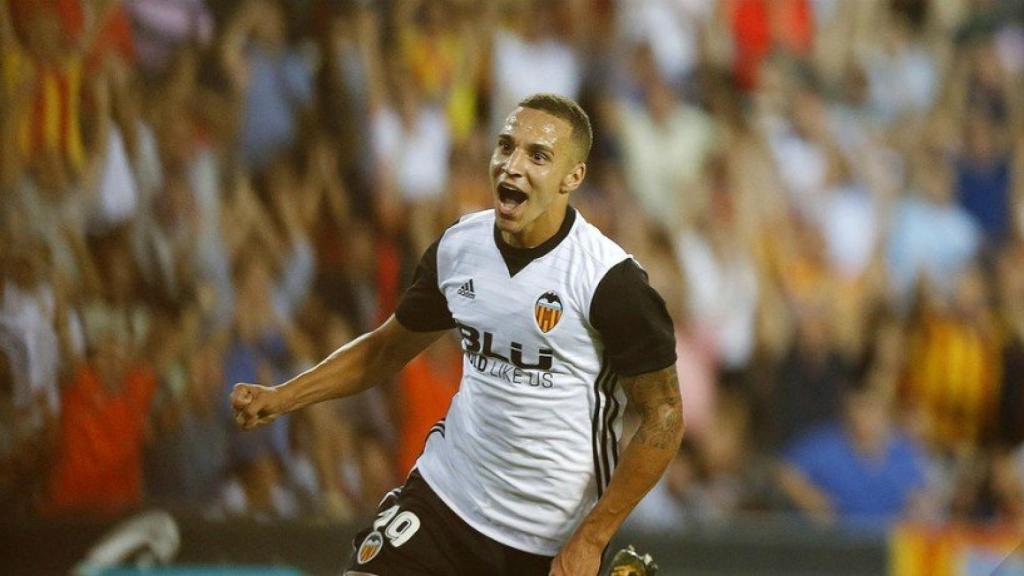 Rodrigo Moreno celebrando un gol con el Valencia. Foto. valenciacf.com