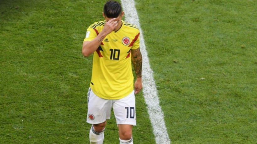 James Rodríguez, al ser sustituido por lesión. Foto: Twitter (@fifaworldcup_es).