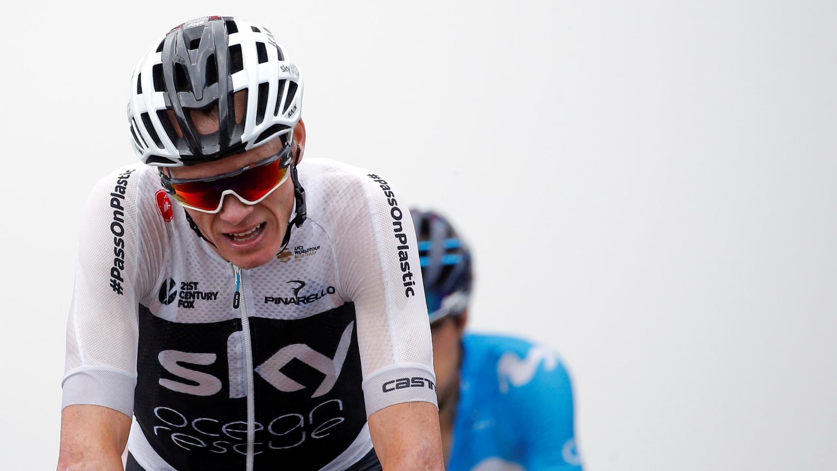 Chris Froome durante el ascenso al Col du Portet.