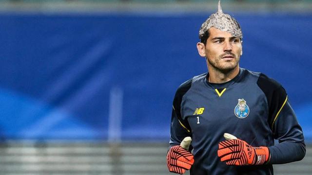 Iker 'Jimenez' Casillas no está solo: otros famosos que creen en conspiraciones