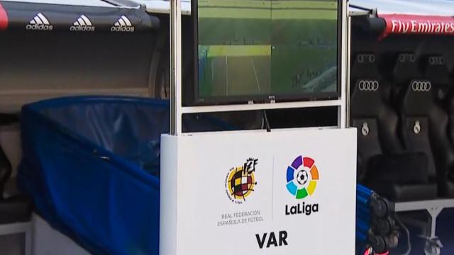 El Real Madrid prueba el VAR en el Santiago Bernabéu