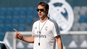 Lopetegui dirige un entrenamiento del Real Madrid