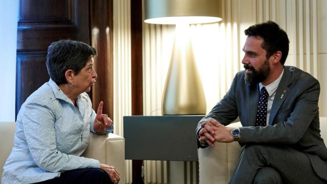 La delegada del Gobierno en Cataluña, Teresa Cunillera y el presidente del Parlament, Roger Torrent.