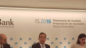 Gonzalo Gortázar, CEO de Caixabank durante la rueda de prensa de presentación de los resultados semestrales.