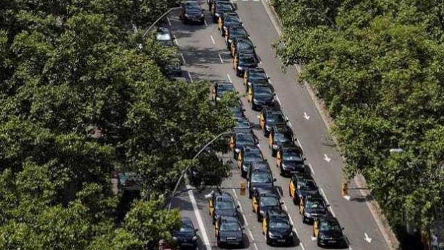 Taxistas en la Gran Vía de Barcelona