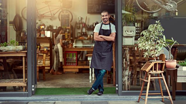 Trabajar 10 años en una tienda es como vivir 500 vidas