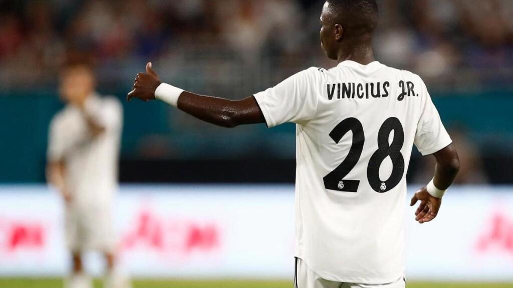 Vinicius, durante un partido de pretemporada. Foto: Twitter (@vini11Oficial)