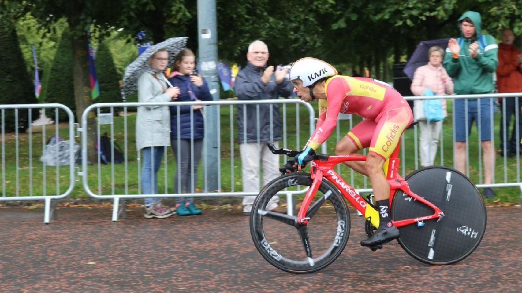 Jonathan Castroviejo durante la prueba contrarreloj del europeo de ciclismo.