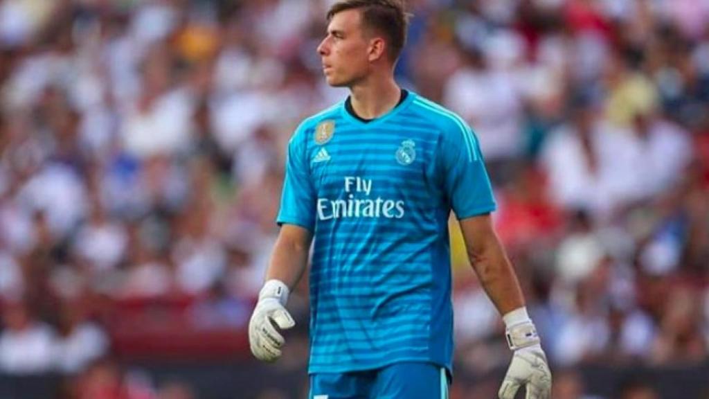 Lunin, durante un partido con el Real Madrid.