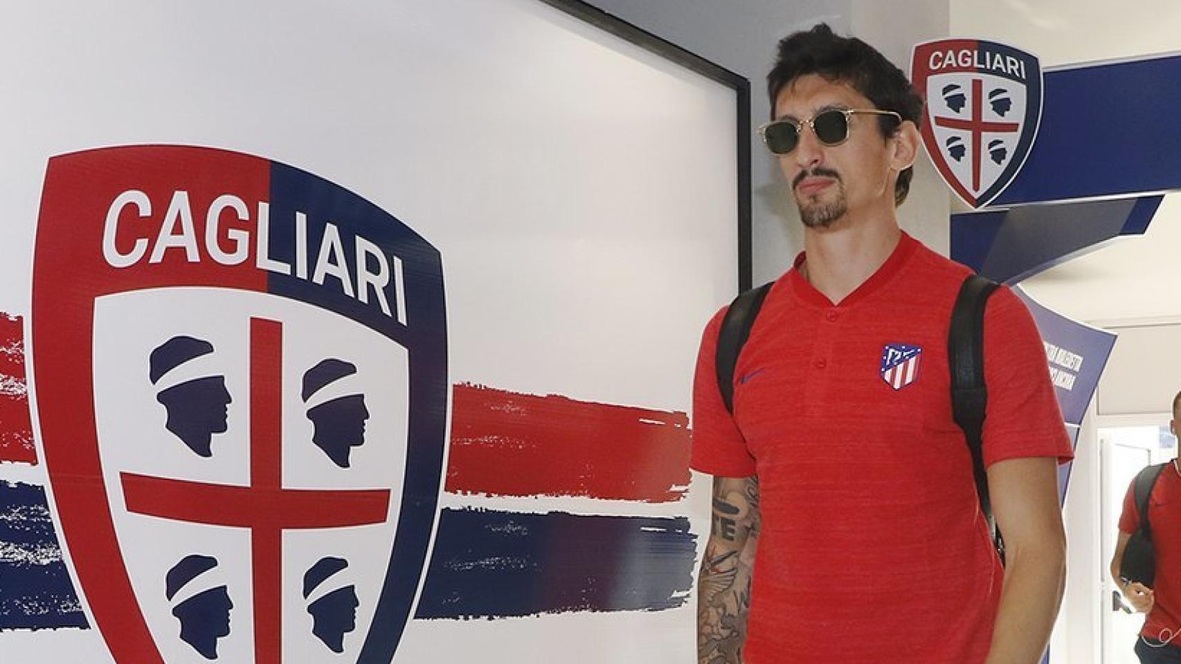 Savic llegando a un partido de pretemporada. Foto: Twitter. (@Atleti)