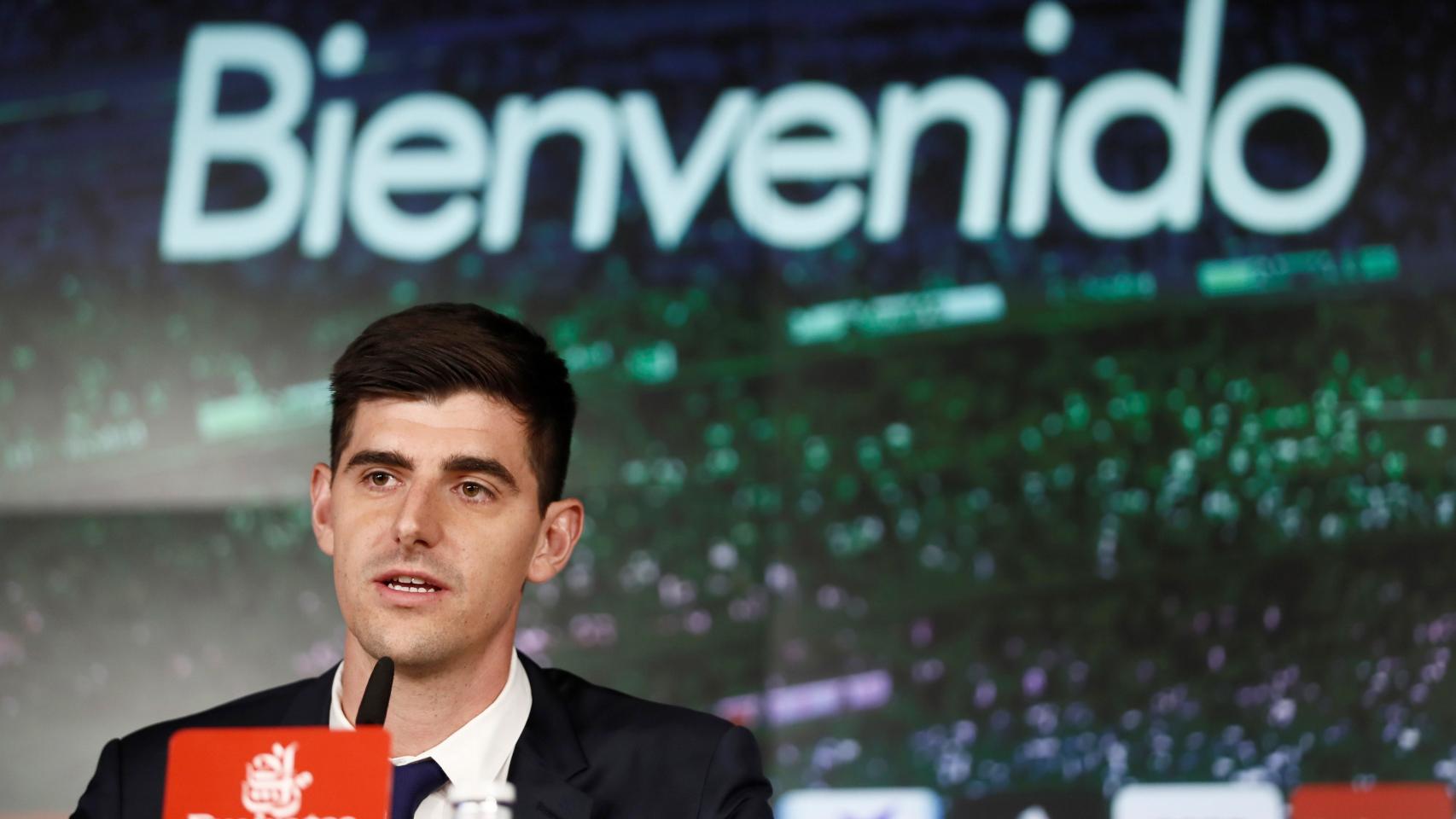 Rueda de prensa de Thibaut Courtois en el Santiago Bernabéu