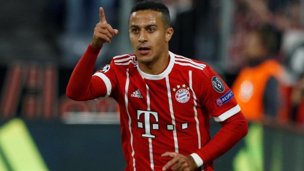 Thiago celebrando un gol con el Bayern