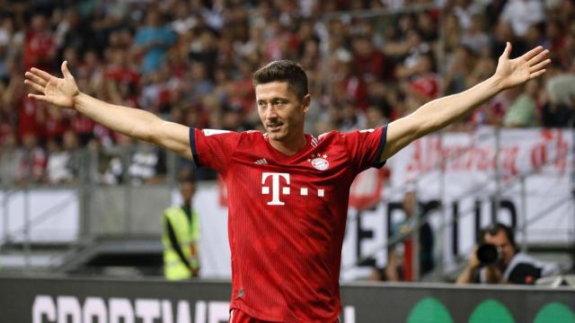 Lewandowski celebra uno de los goles que marcó en la Supercopa de Alemania ante el Eintrancht