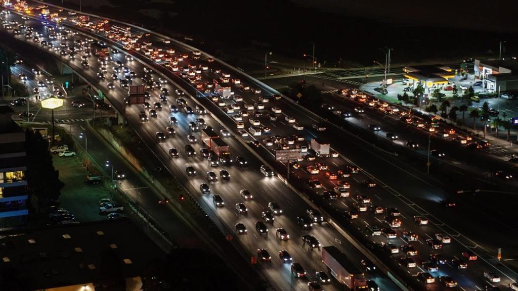 El peaje dinámico haría que los conductores evitaran las horas puntas para ahorrar.